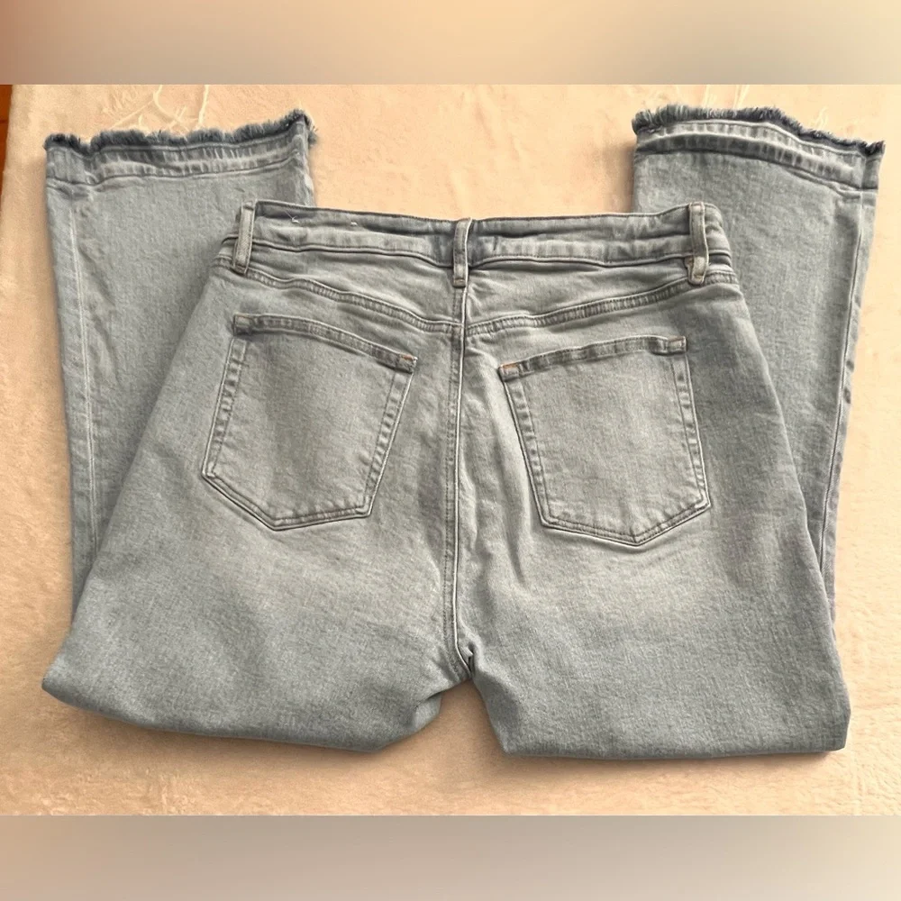 LOFT Light Blue The Kick Crop Denim Jeans, Size 30/10 - Picture 3 of 12